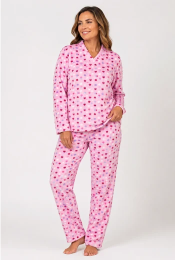 PIJAMA ROSA CON DISEÑO DE CORAZONES DE COLORES
