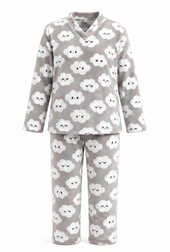 PIJAMA GRIS CON DISEÑO DE NUBES